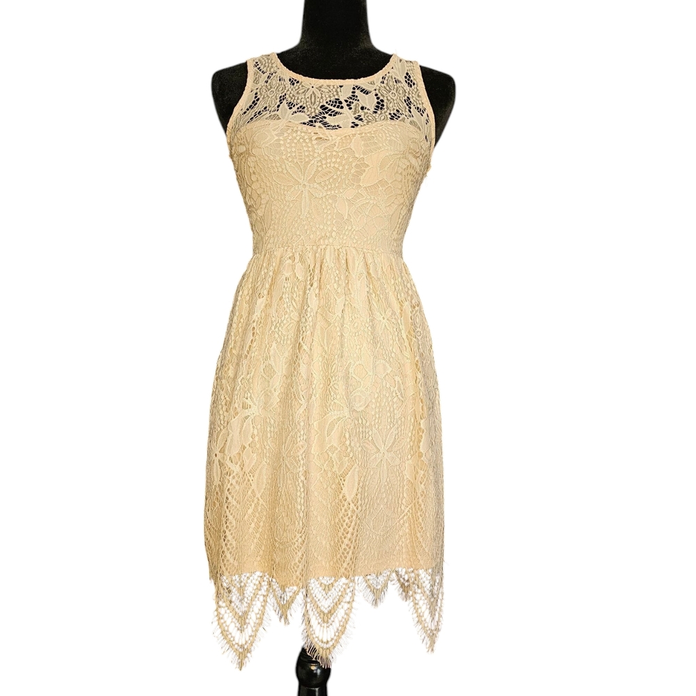 Love Fire Lace Dress
